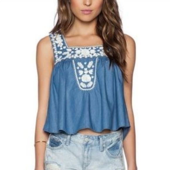 Lovers + Friends floral embroidered bohemian shirt - Picture 1 of 9